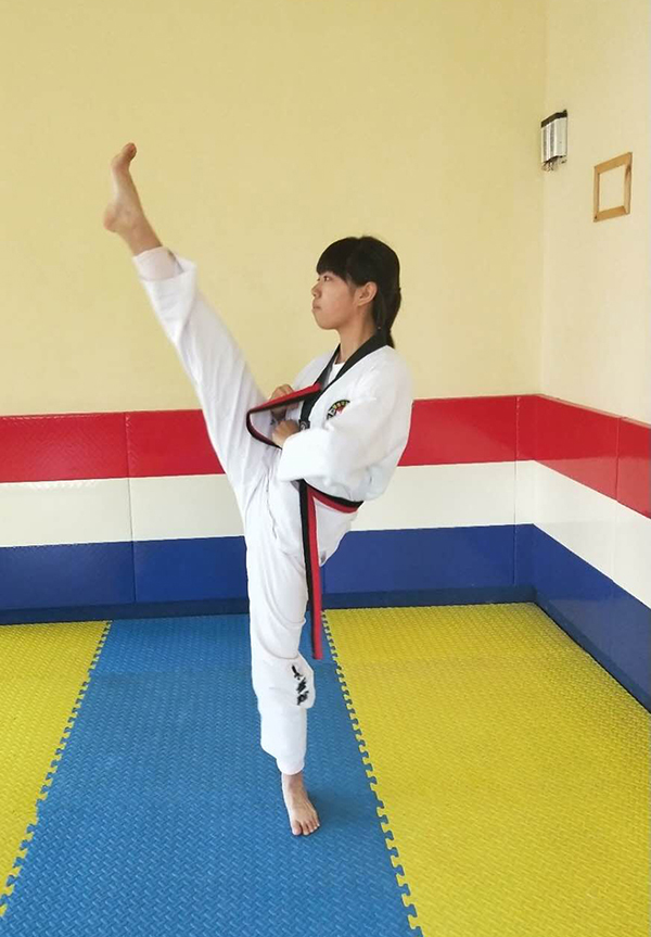 李玲阁.jpg